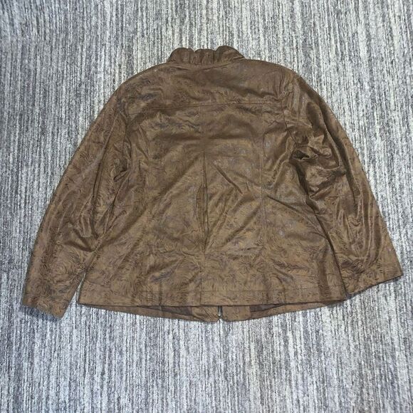 Elementz SZ 1X Women’s Soft Brown Faux Suede Ruffle Full Zip Lined Light Jacket - Picture 7 of 7